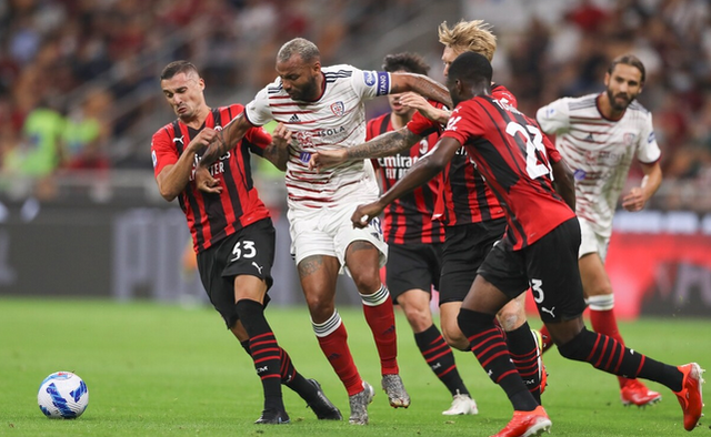 金年会在线体育-纽约尼克斯迎欧冠关键赛，集结日调整名单，话题不断，资深球员宣示担当的简单介绍